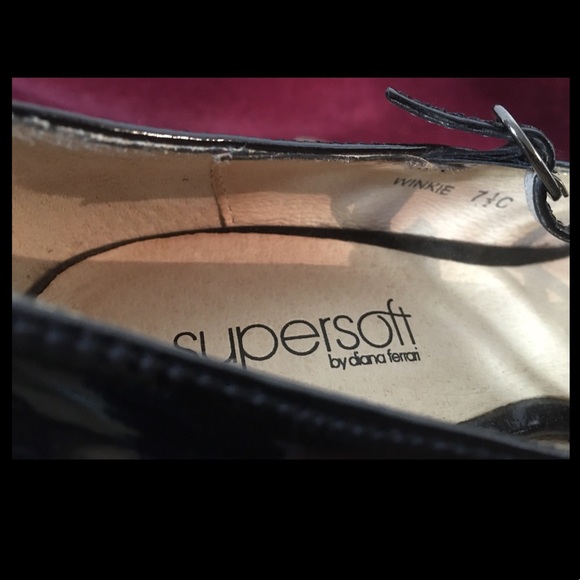 Super Soft by DK. Black patent leather - Picture 6 of 9